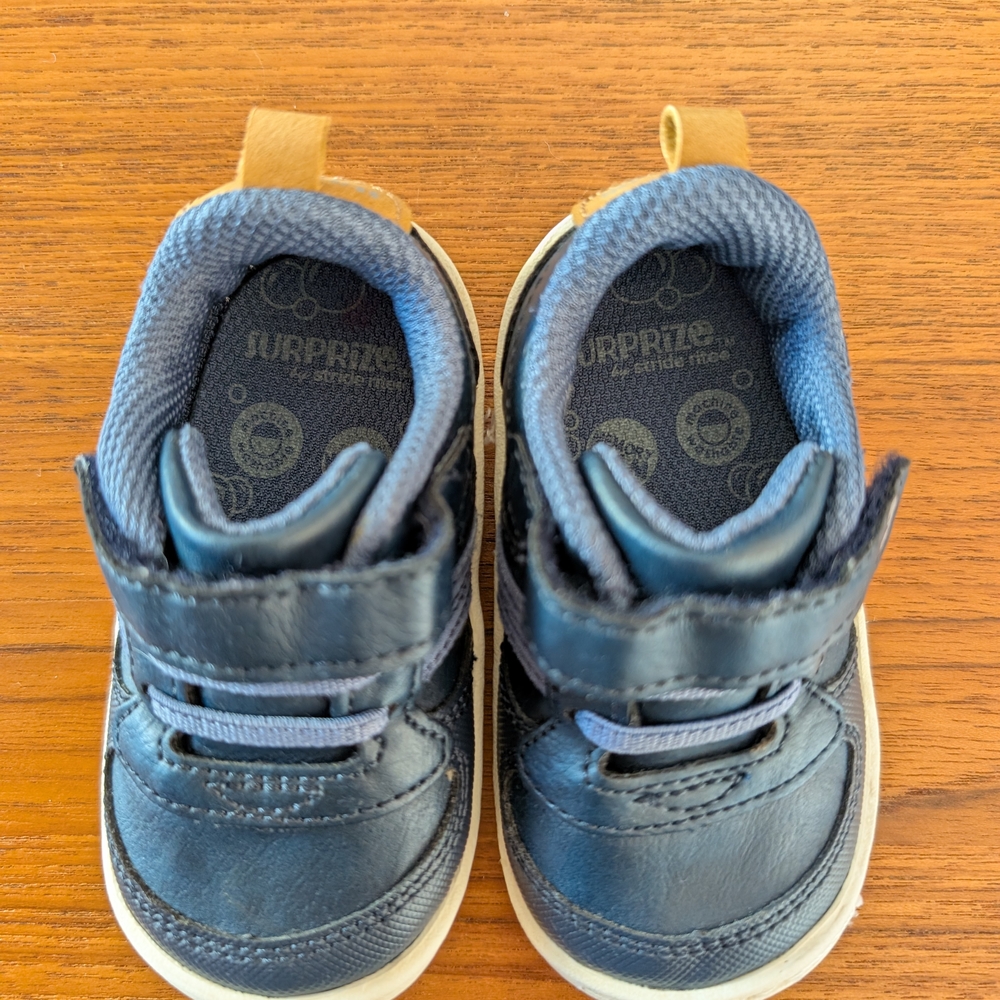Stride Rite Toddler Shoes - Picture 5 of 6